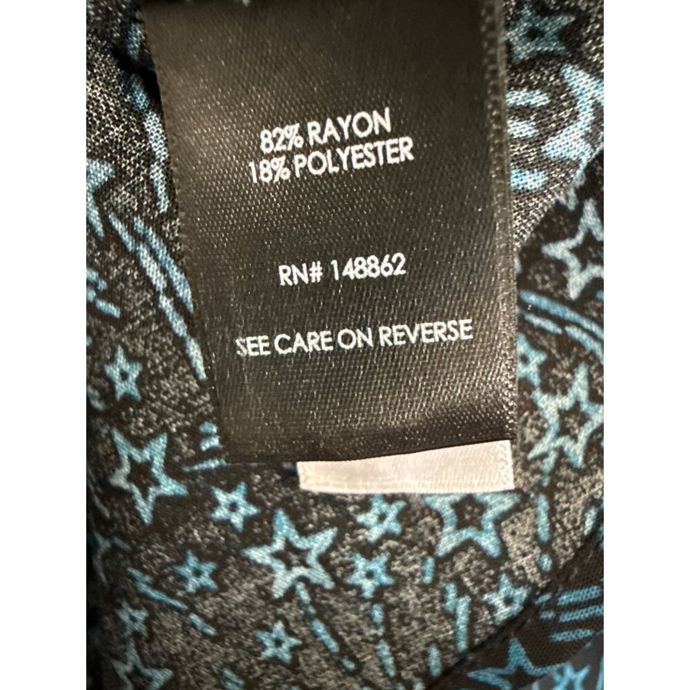 Torrid Womens Harper Blouse Size 2 Brown & Blue Star Print Button Front - Picture 6 of 8